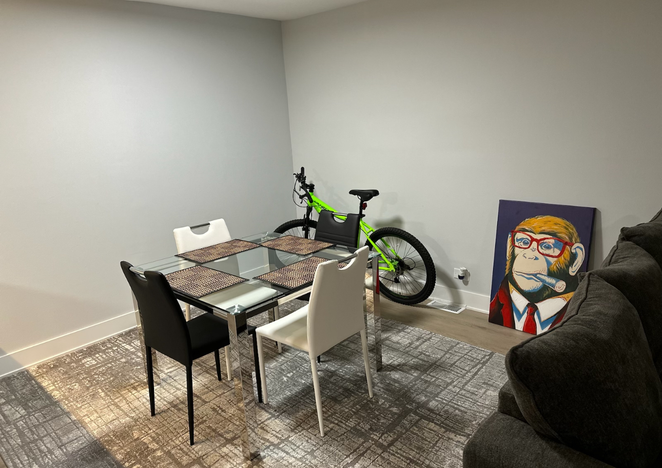 1950 Kenilworth Circle Unit: A