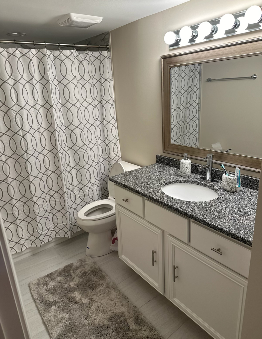 1950 Kenilworth Circle Unit: A