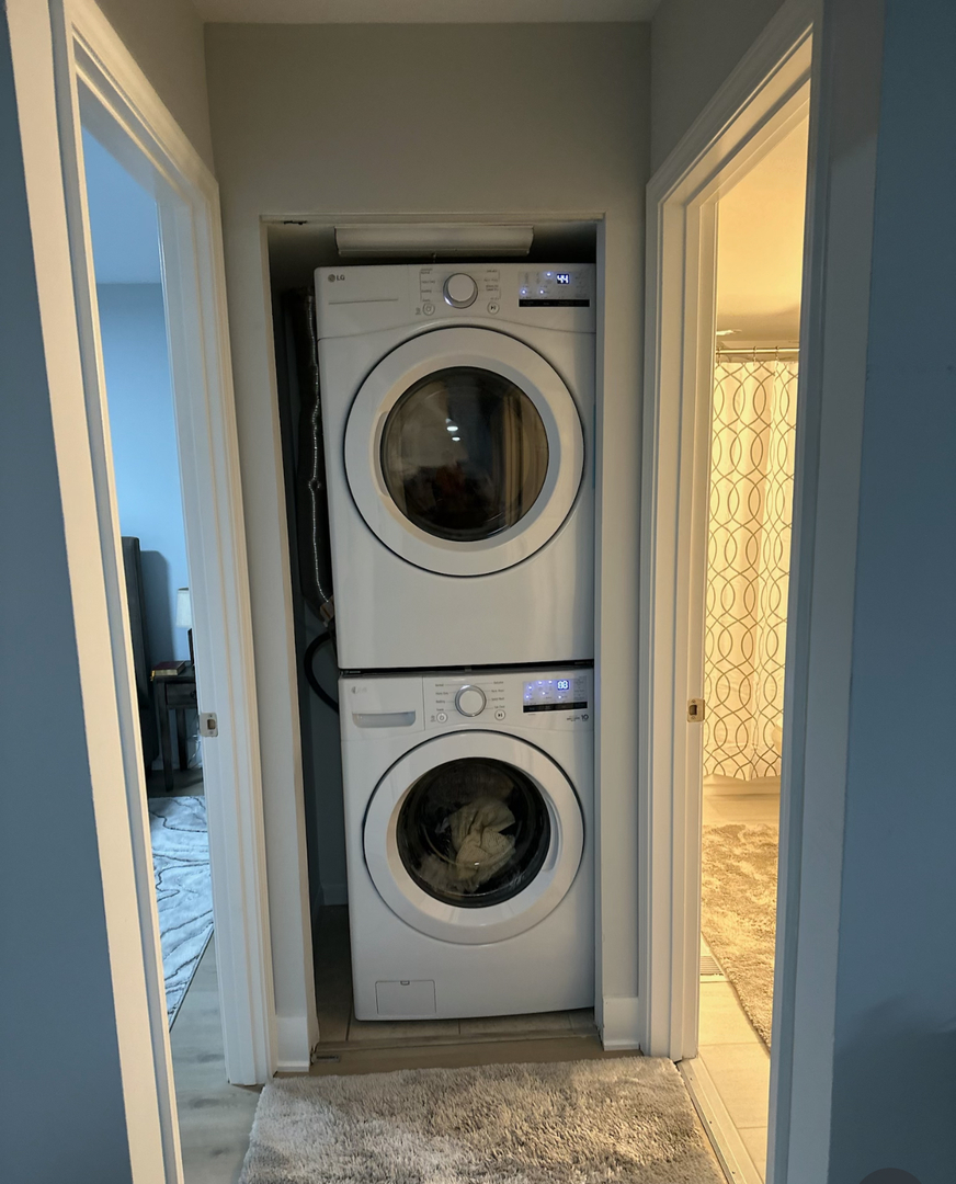 1950 Kenilworth Circle Unit: A