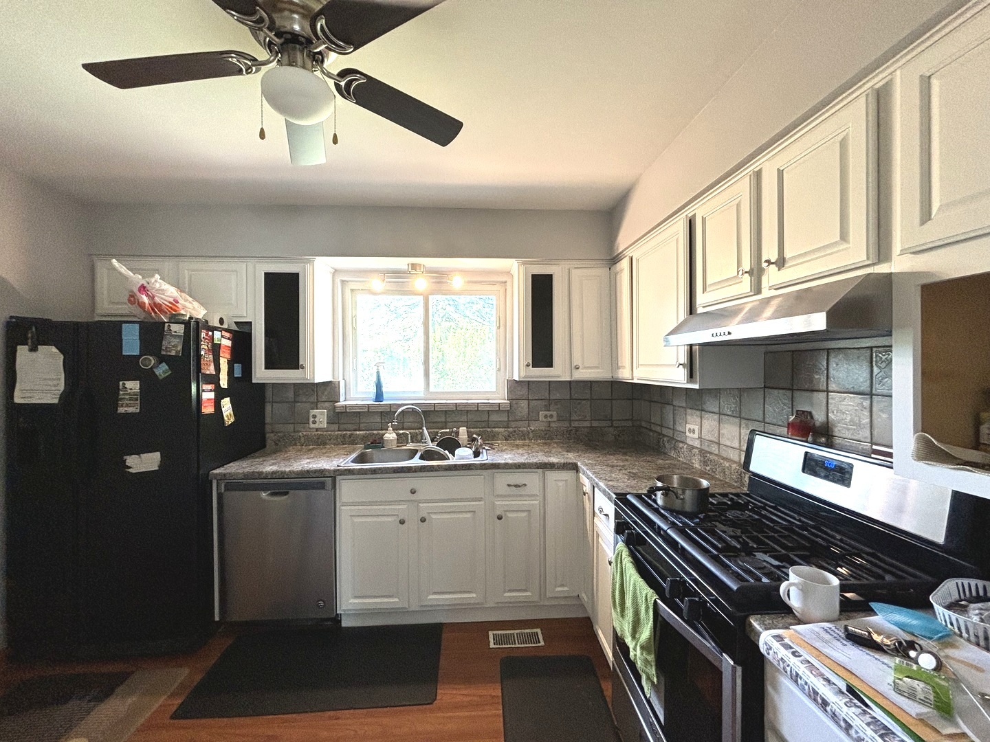 1536 Commanche Trail