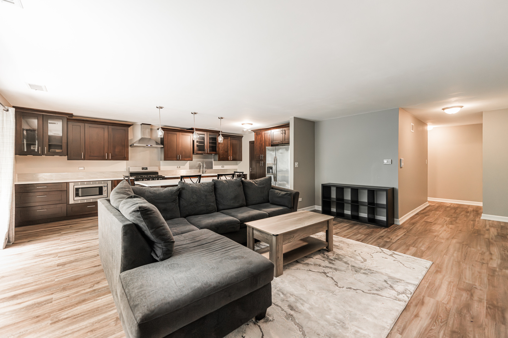 5806 Wolf Road Unit: B4