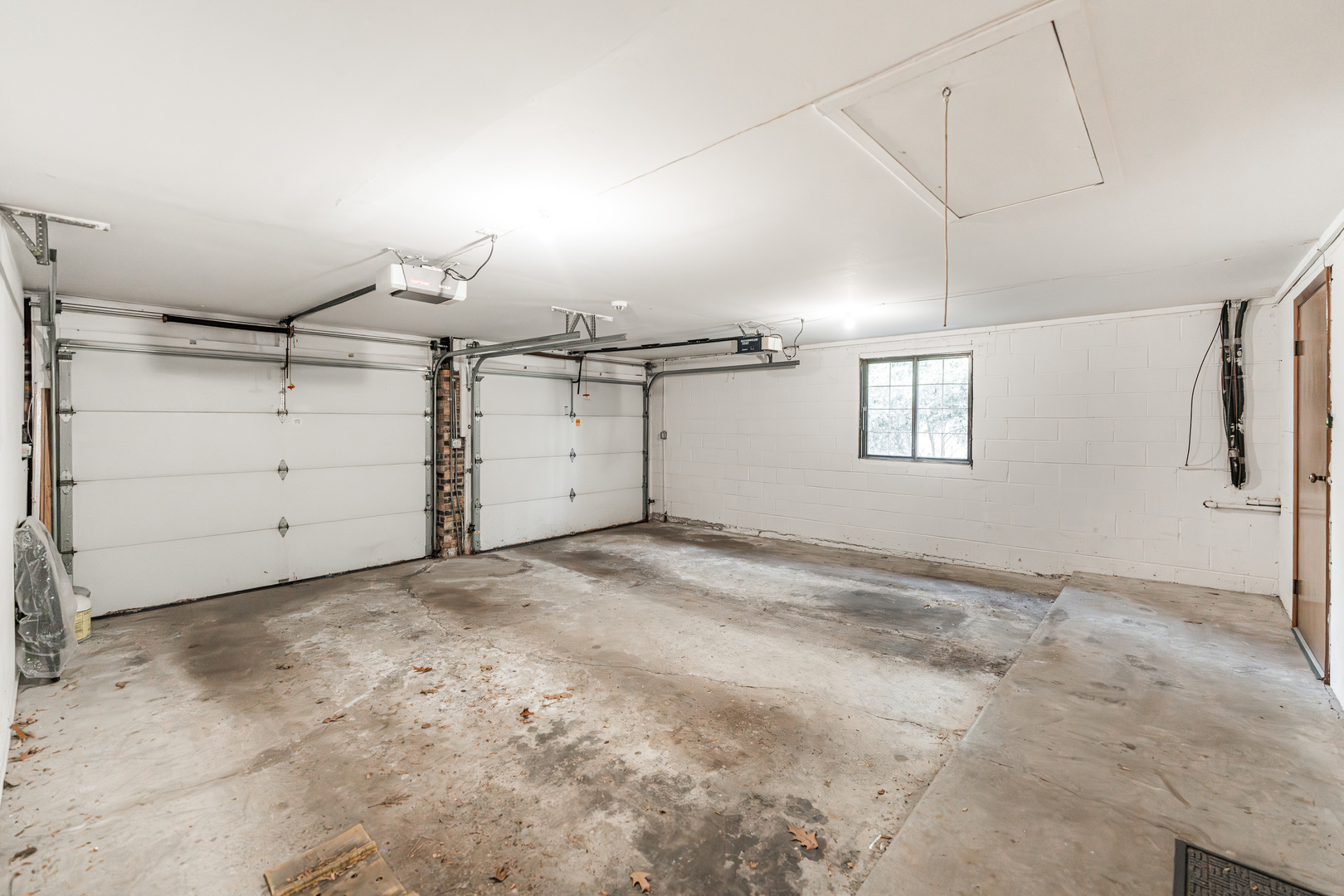 5806 Wolf Road Unit: B4