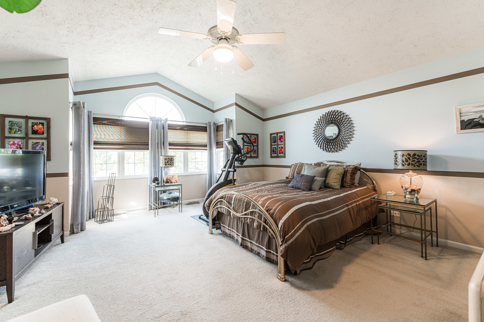 1143 Longford Road