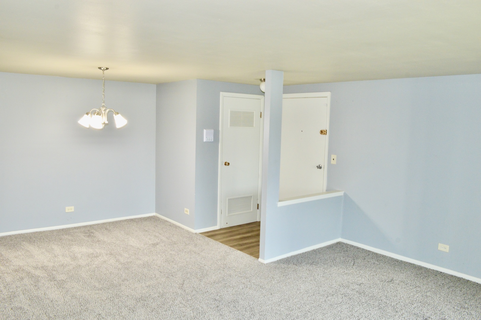 1114 S Springinsguth Road Unit: 2C