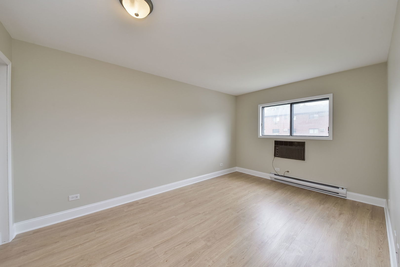 1129 Cedar Lane Unit: 2B