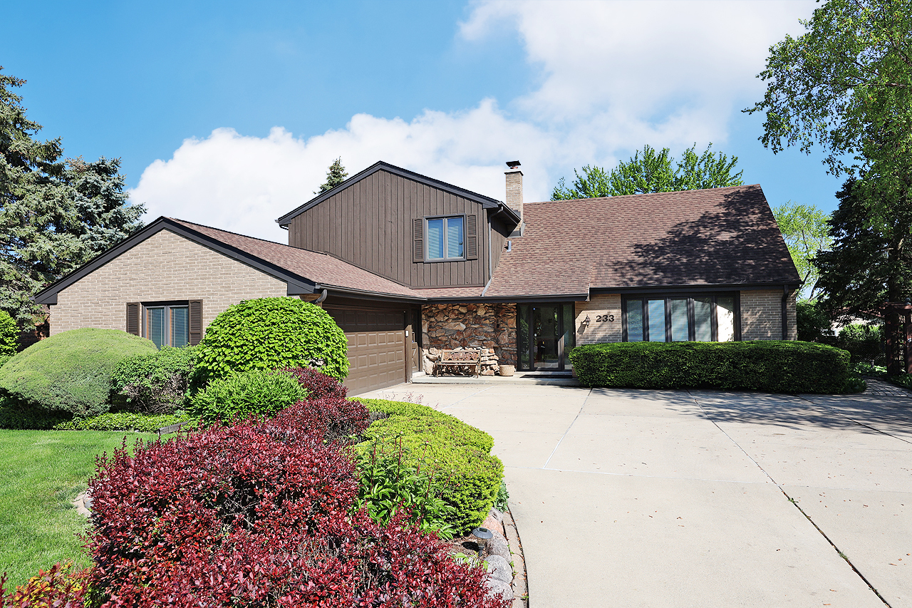 233 S Arlington Heights Road