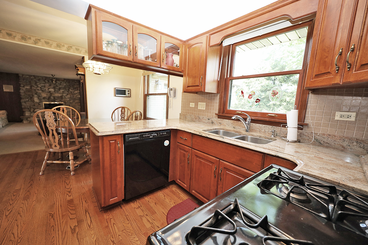 233 S Arlington Heights Road