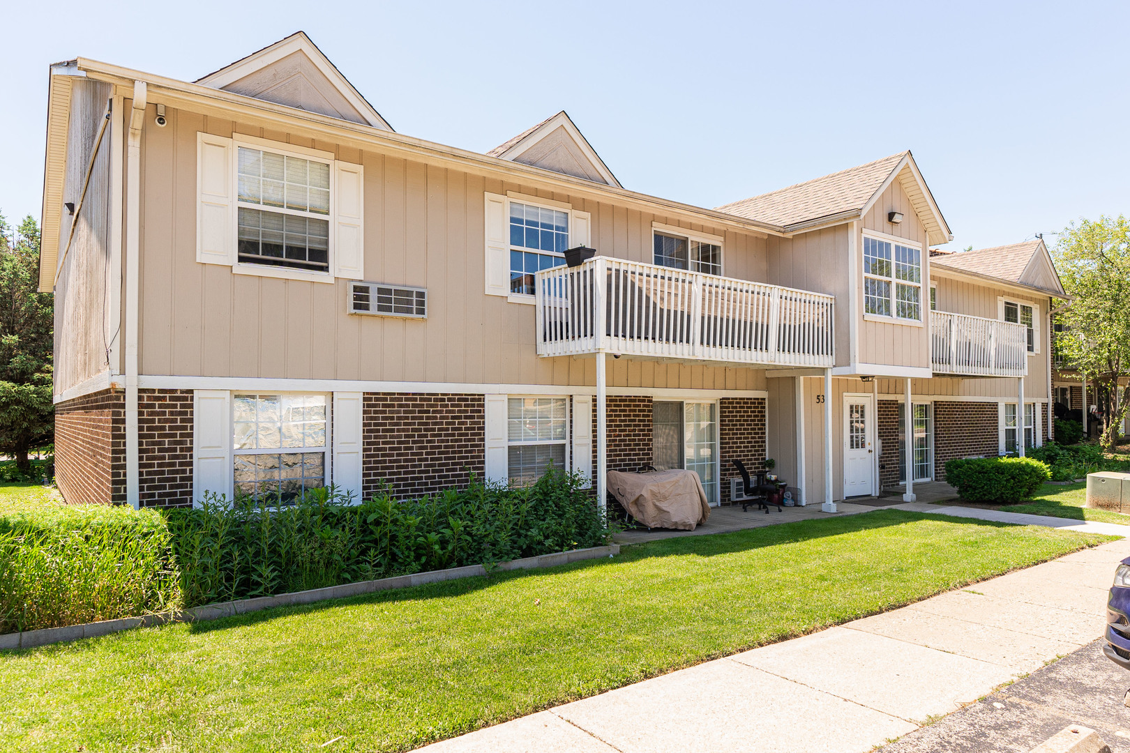 535 E Jefferson Street Unit: 2A