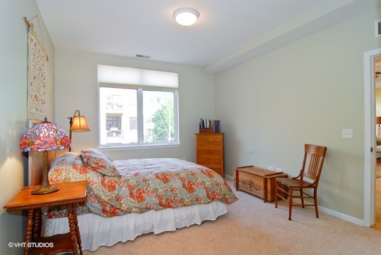 106 S Ridgeland Avenue Unit: 417