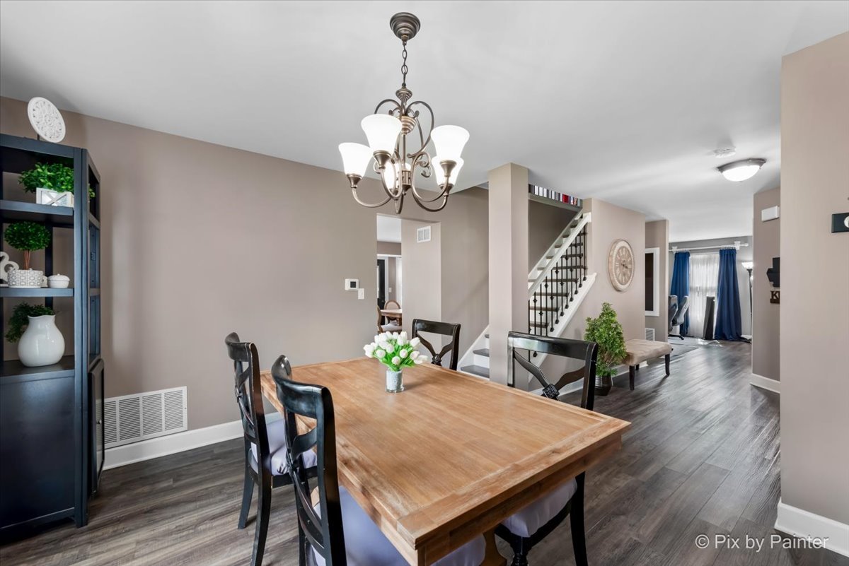 312 Diversey Parkway
