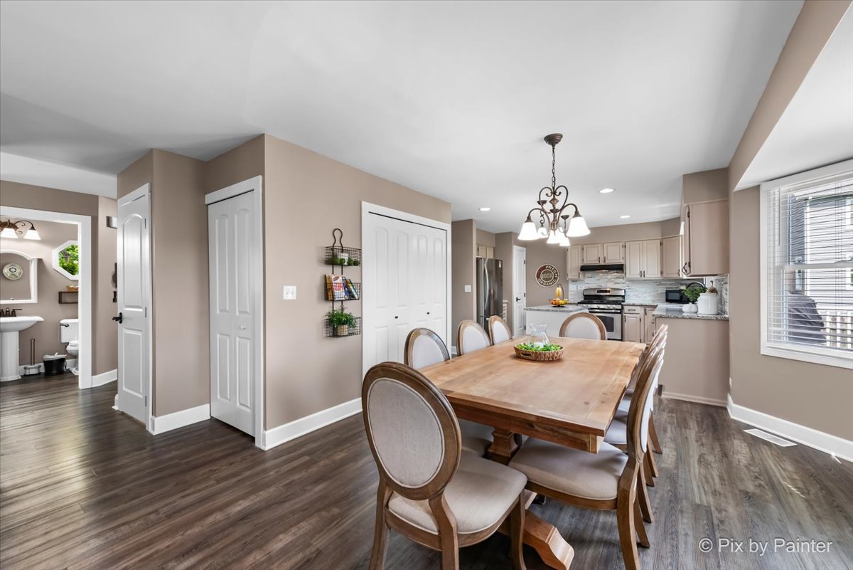 312 Diversey Parkway