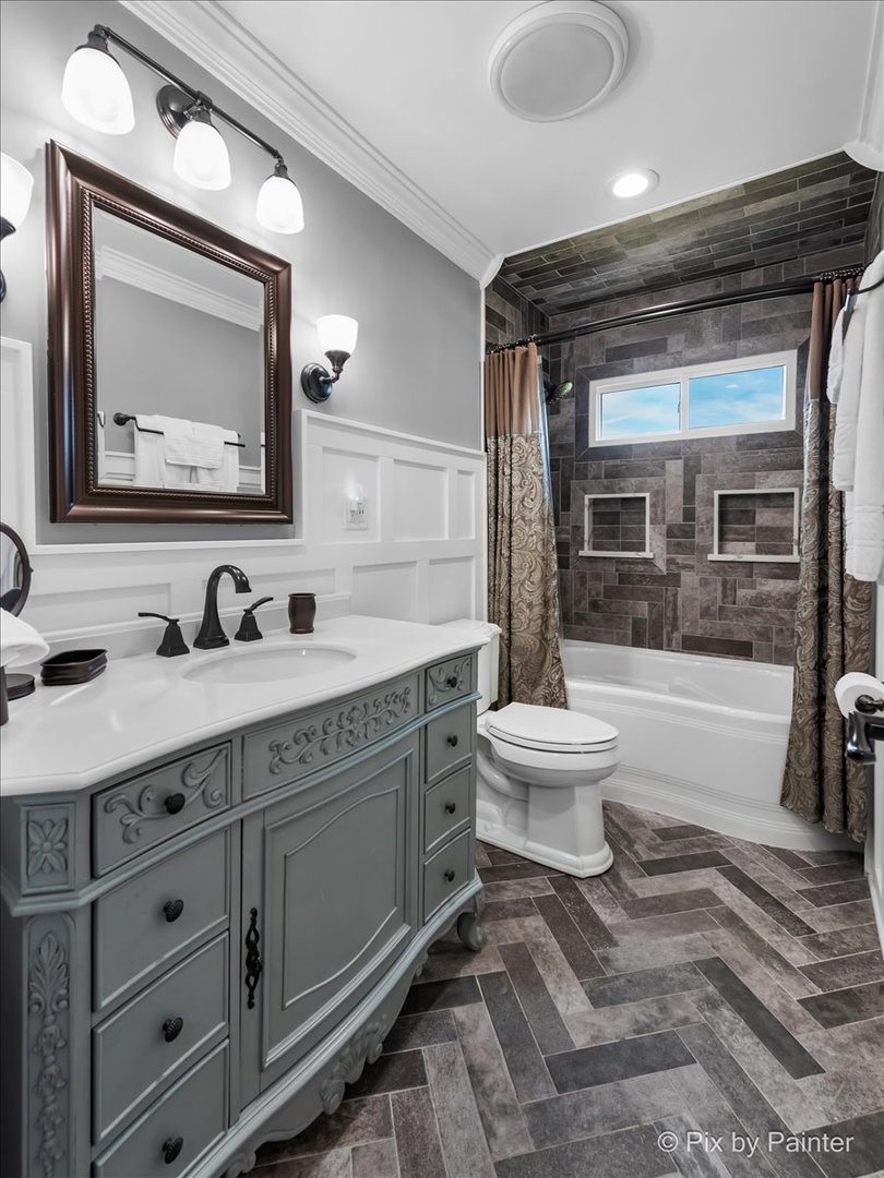 312 Diversey Parkway