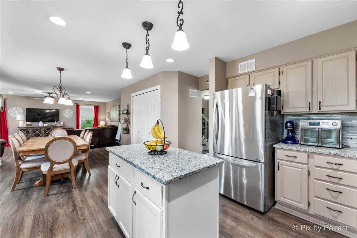 312 Diversey Parkway