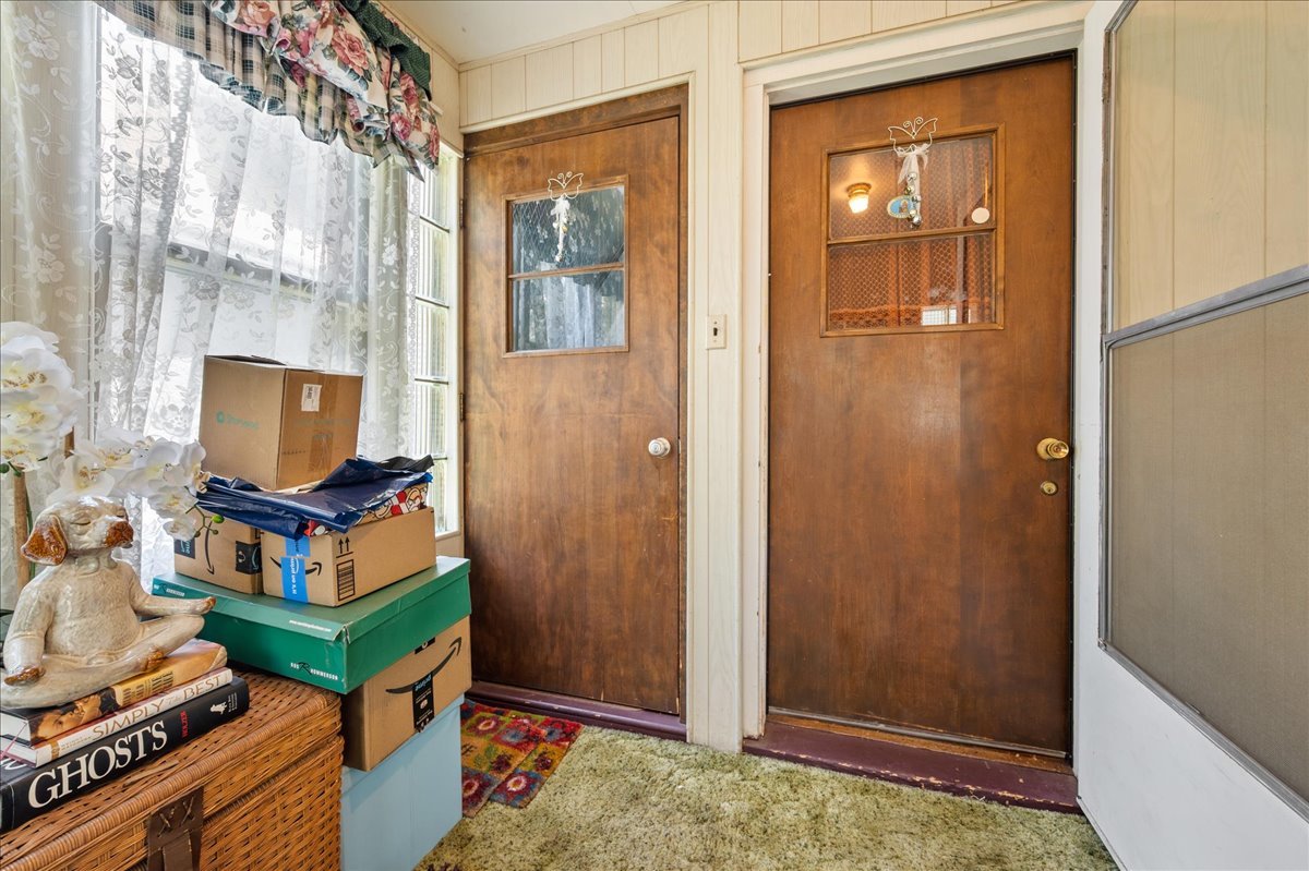 4333 N Melvina Avenue