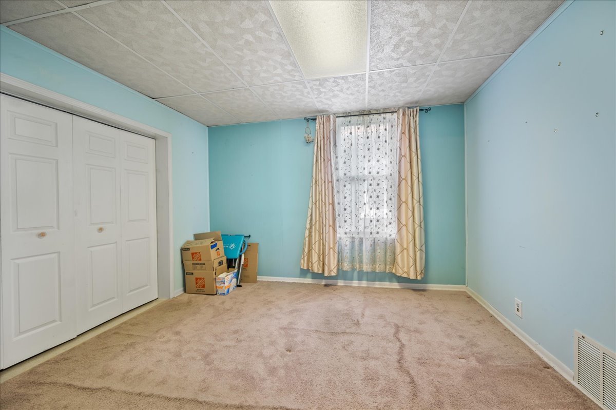 4333 N Melvina Avenue