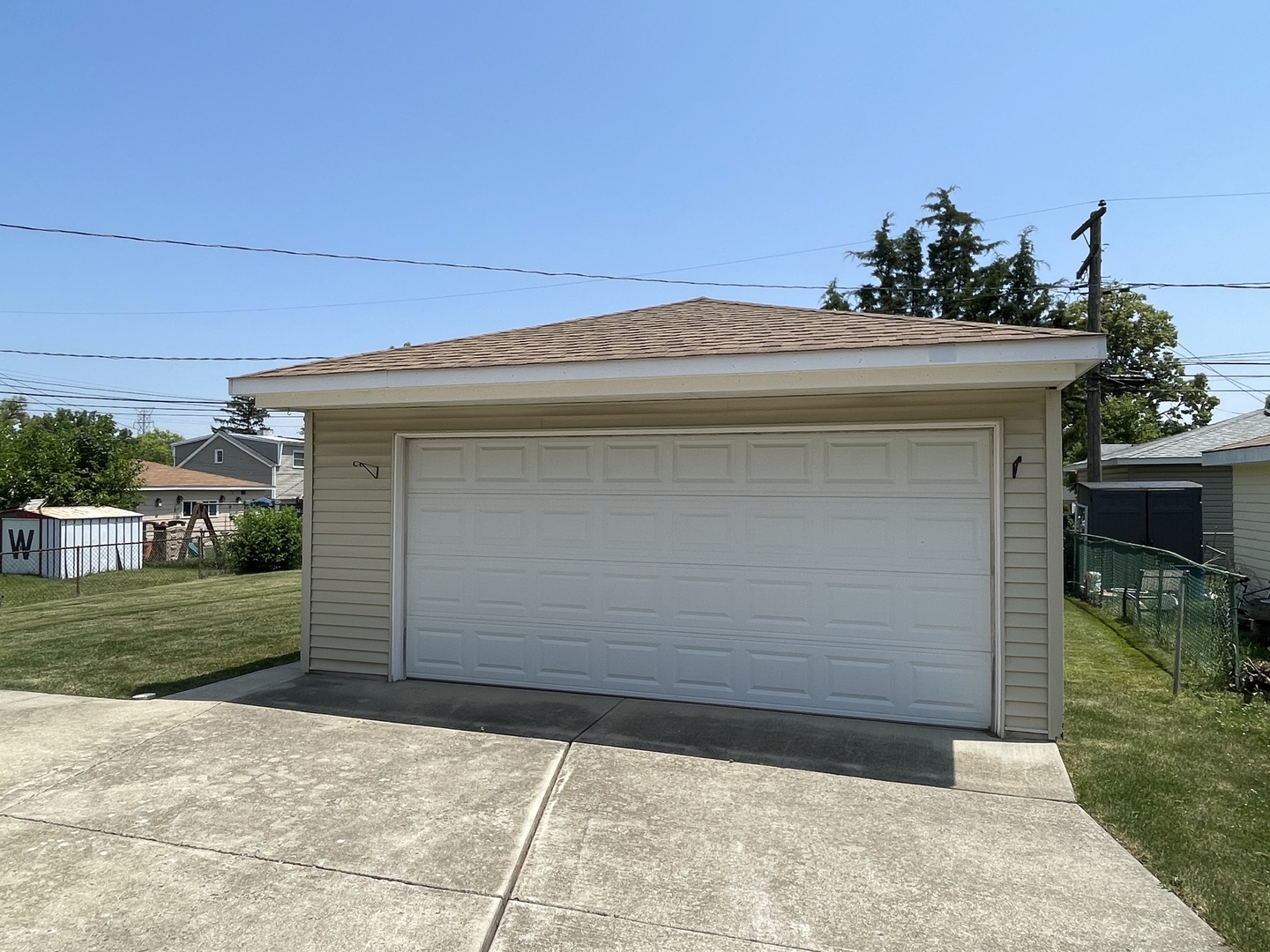 781 N Van Auken Street
