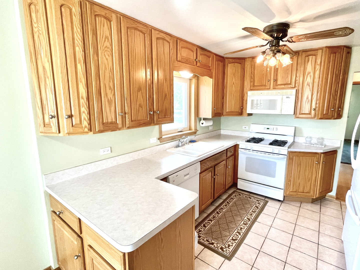 781 N Van Auken Street