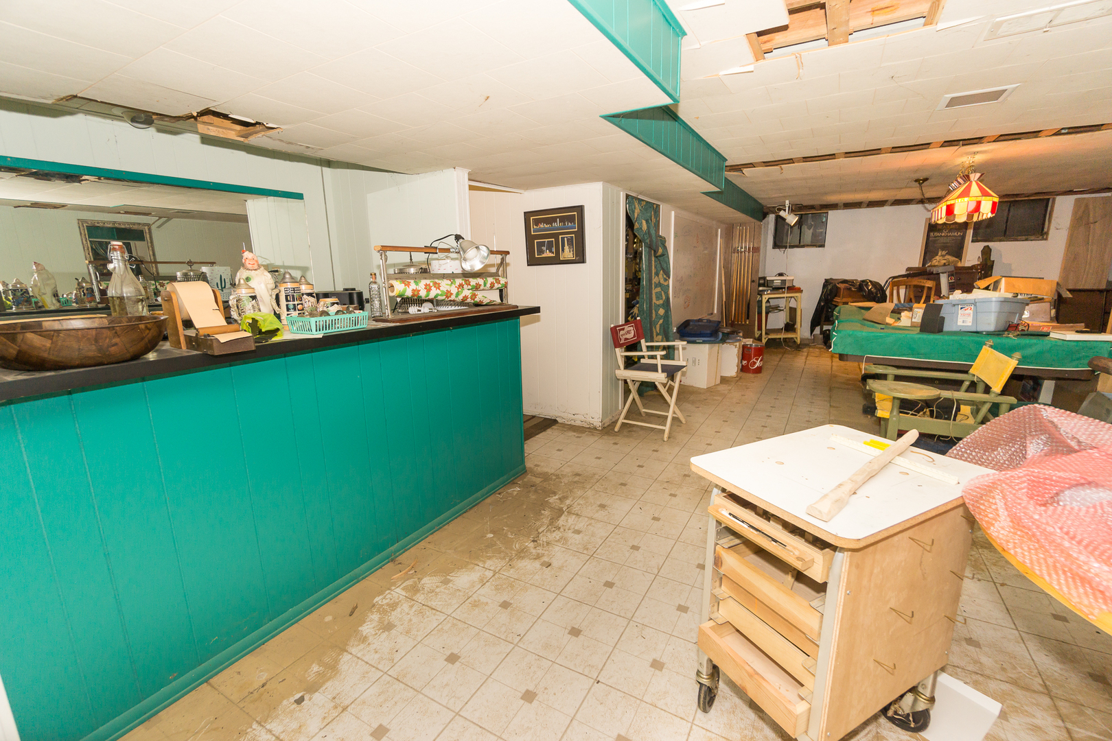 22W320 Lawrence Avenue