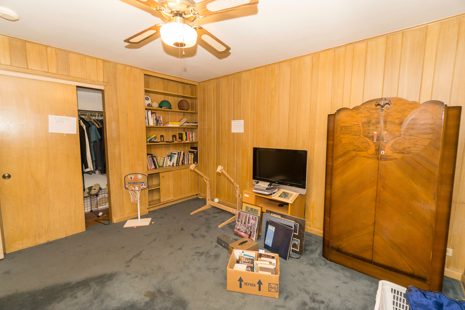 22W320 Lawrence Avenue