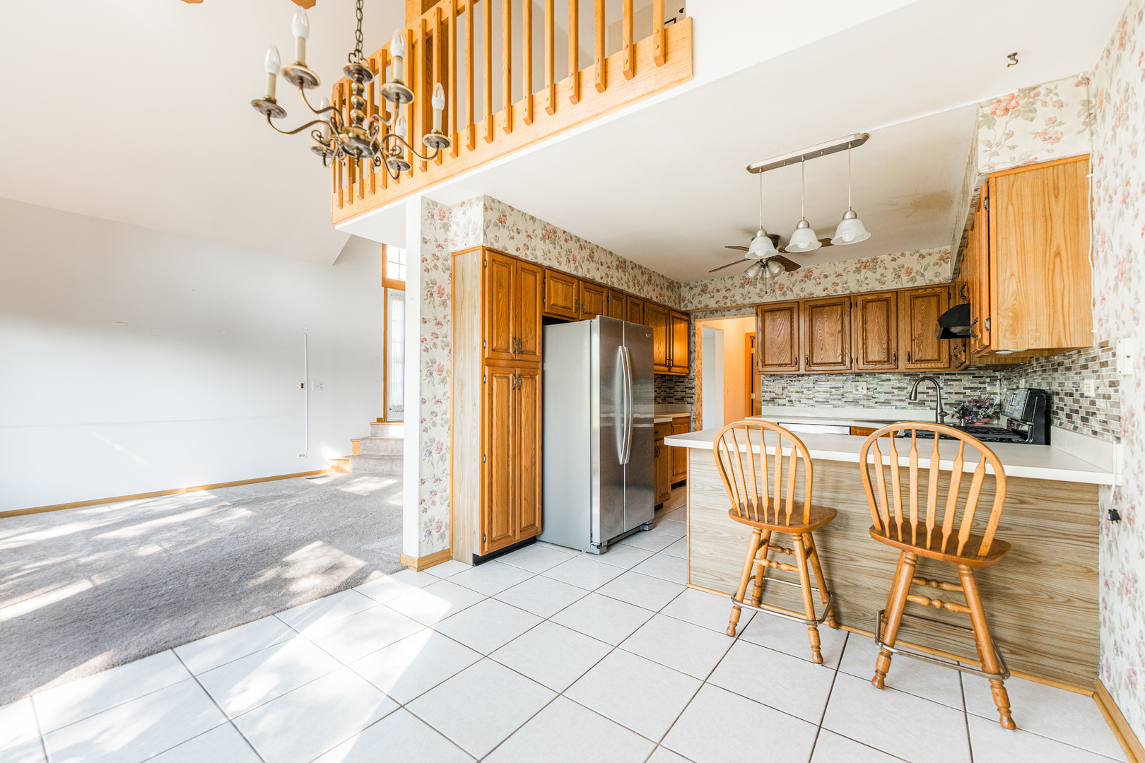 27W408 Melrose Lane Unit: 2704