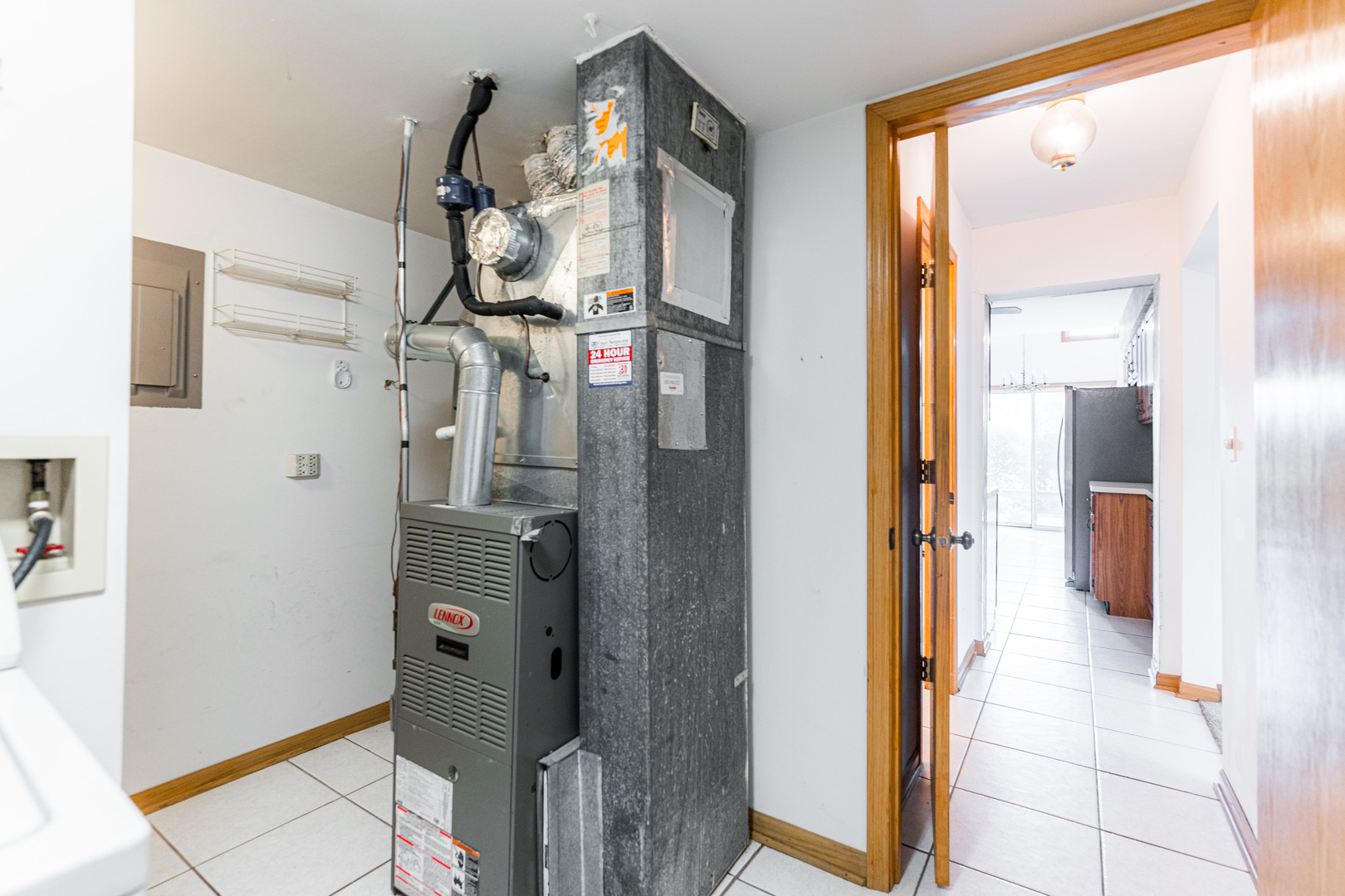 27W408 Melrose Lane Unit: 2704