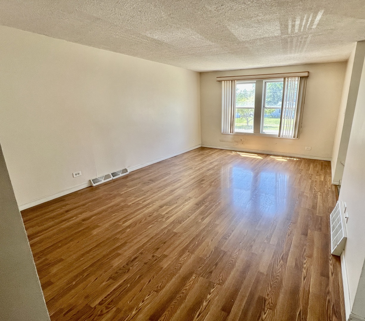 125 S Springinsguth Road