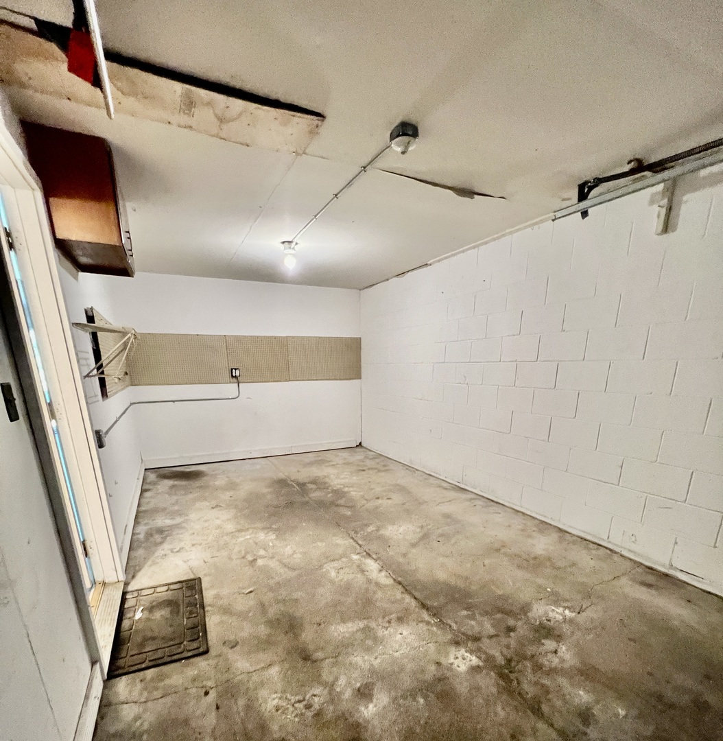 125 S Springinsguth Road