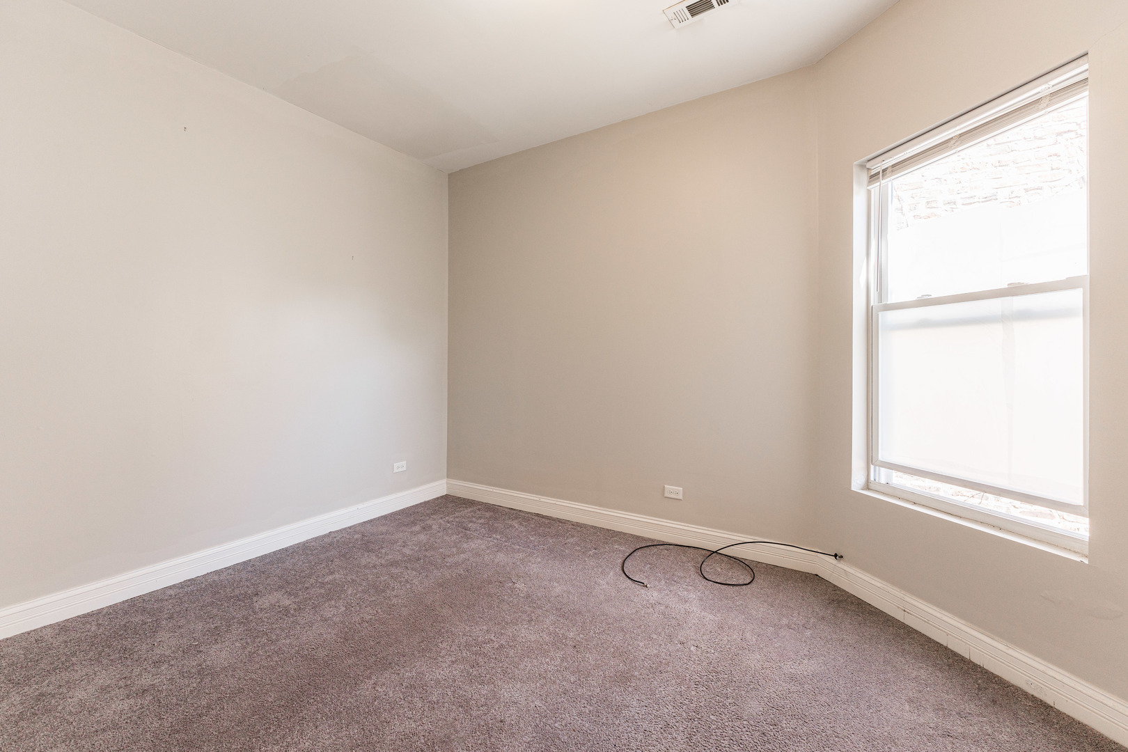 6145 S Eberhart Avenue