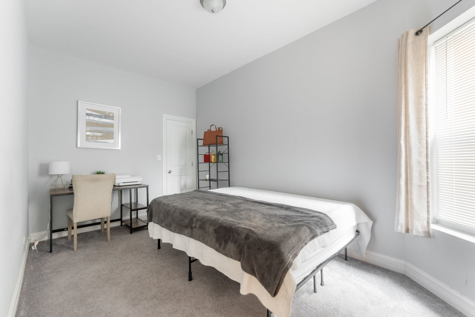 6145 S Eberhart Avenue