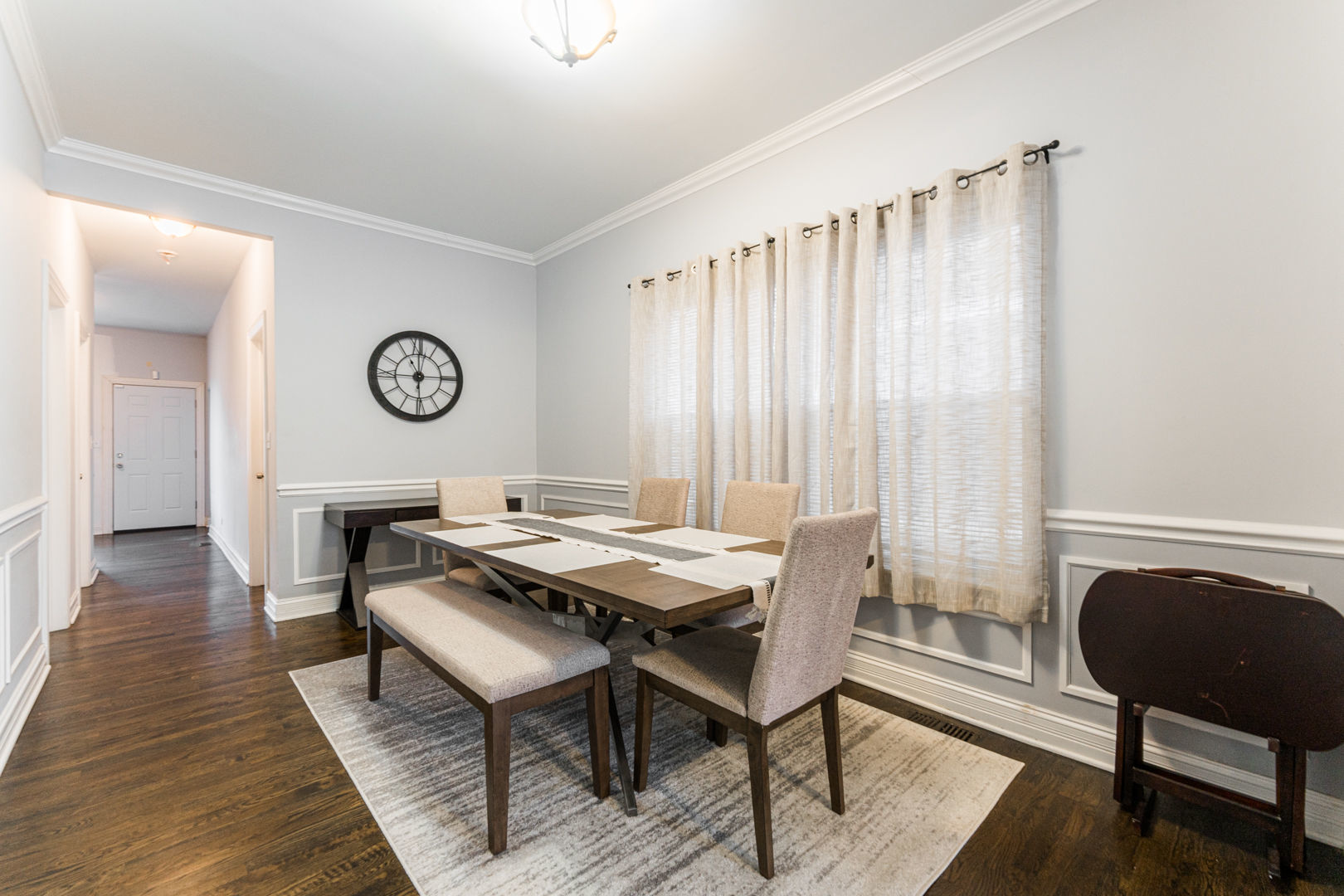 6145 S Eberhart Avenue