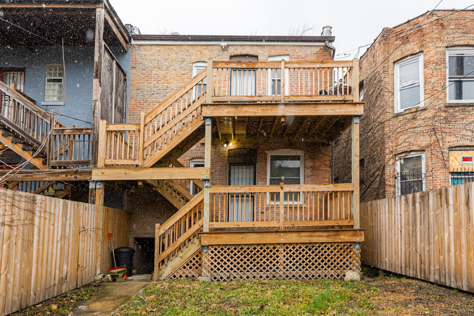 6145 S Eberhart Avenue