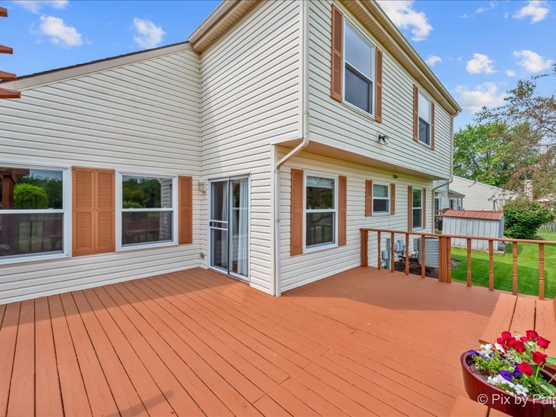 28 MCKINLEY Lane