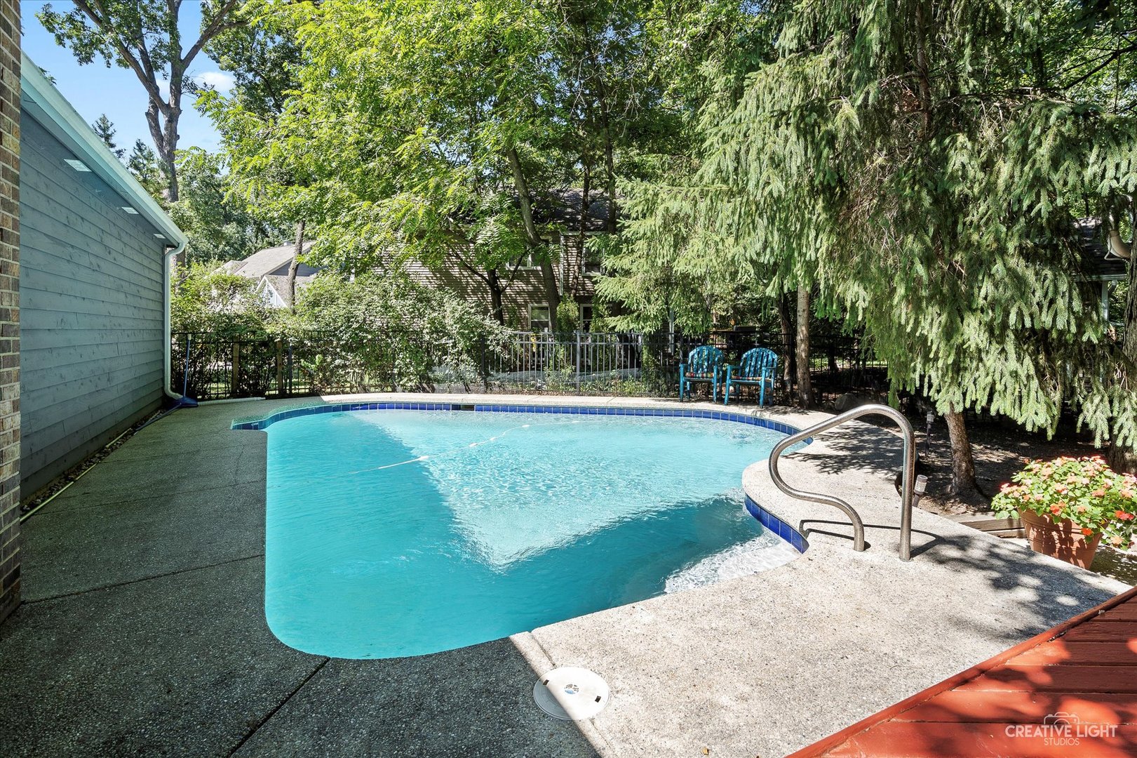 717 Chestnut Court