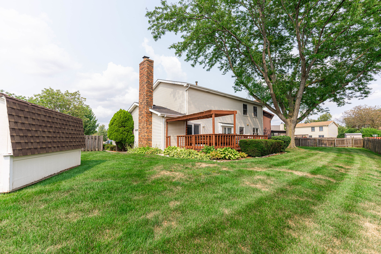 1301 N Saddle Row