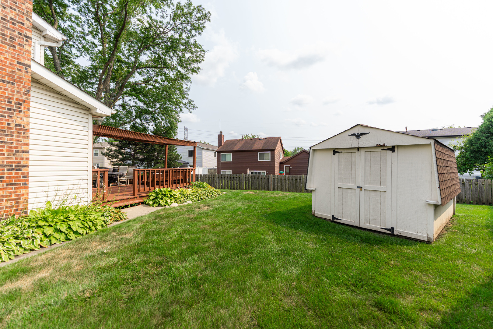 1301 N Saddle Row