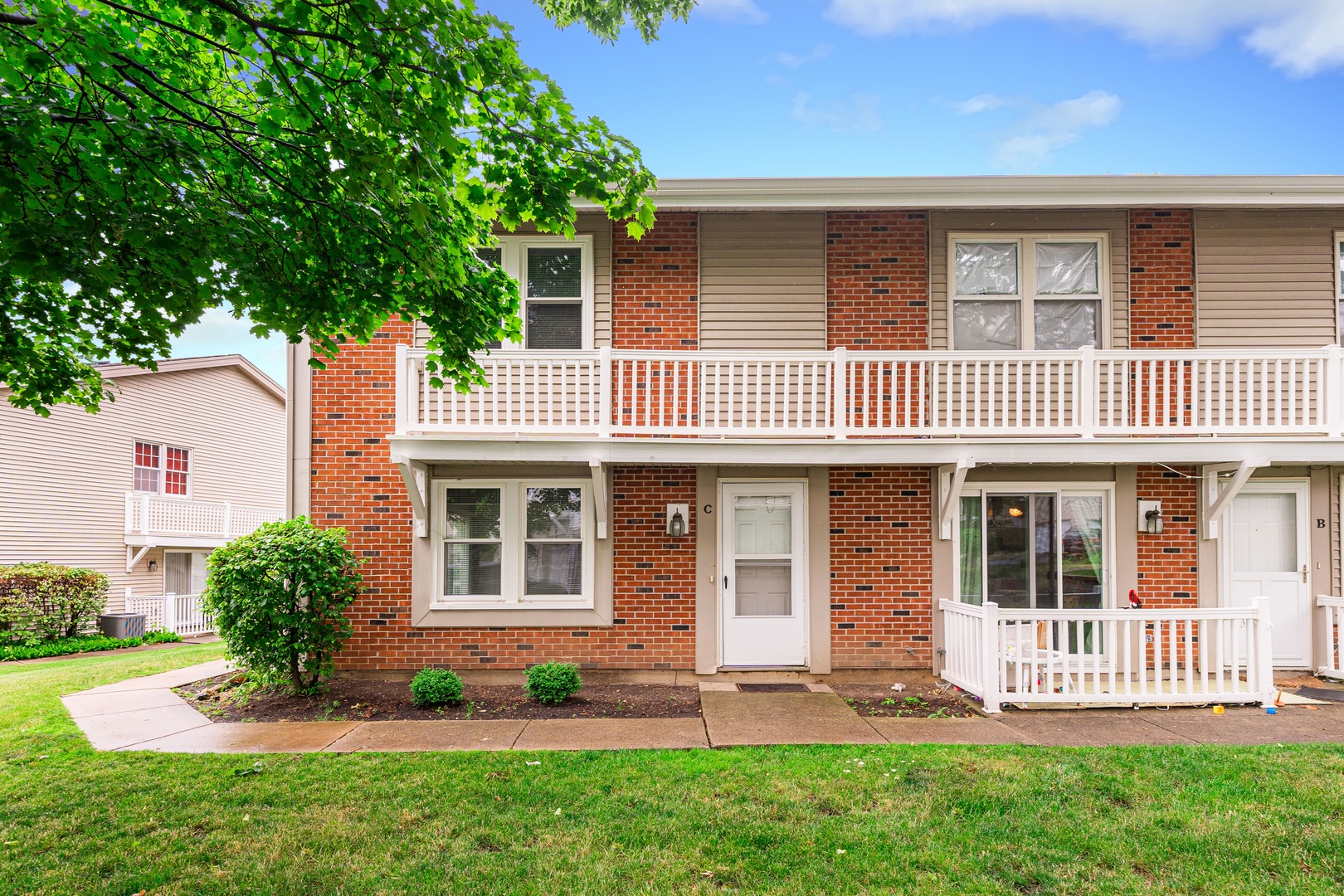 205 Emerson Court Unit: C