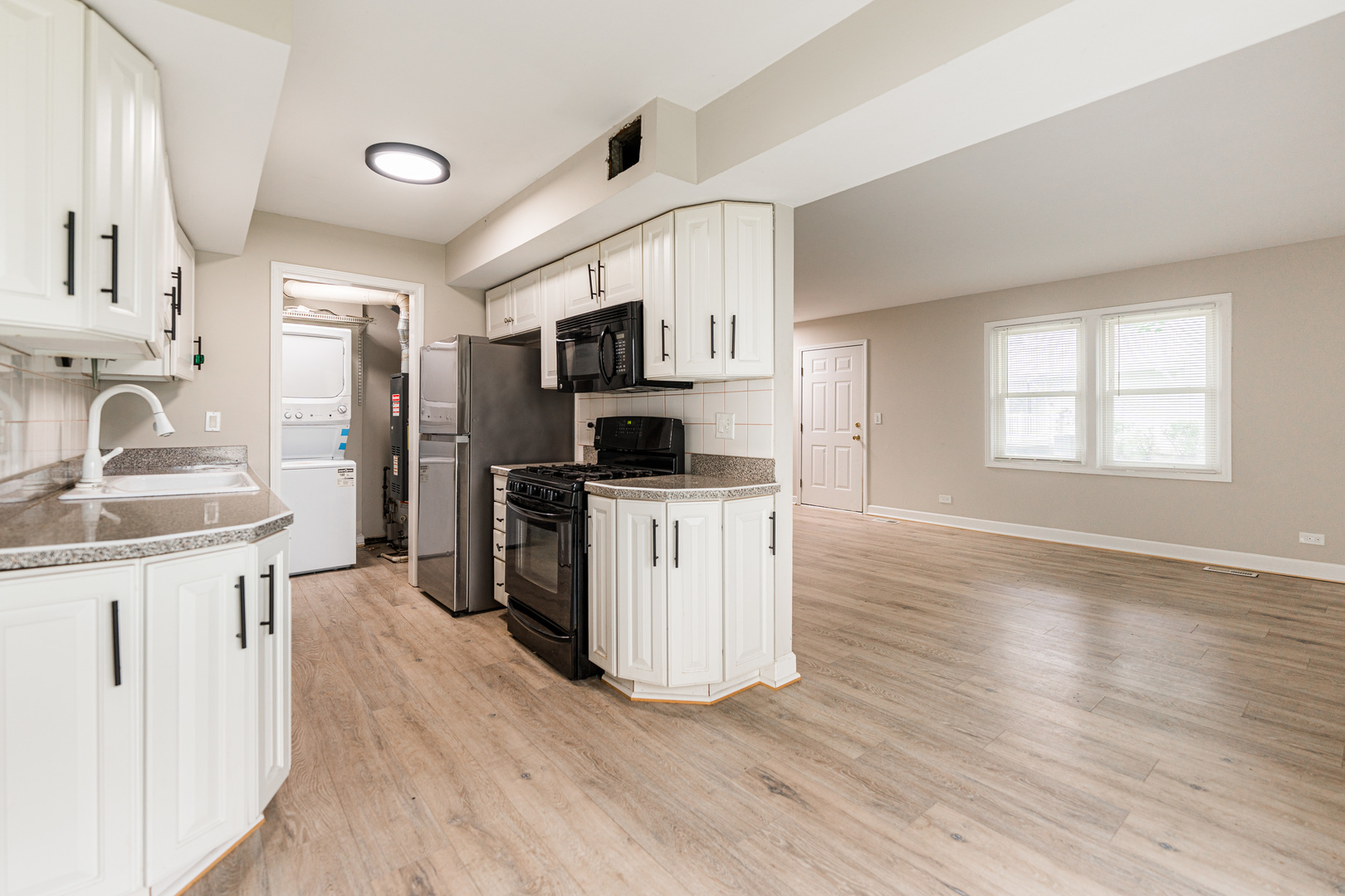 205 Emerson Court Unit: C