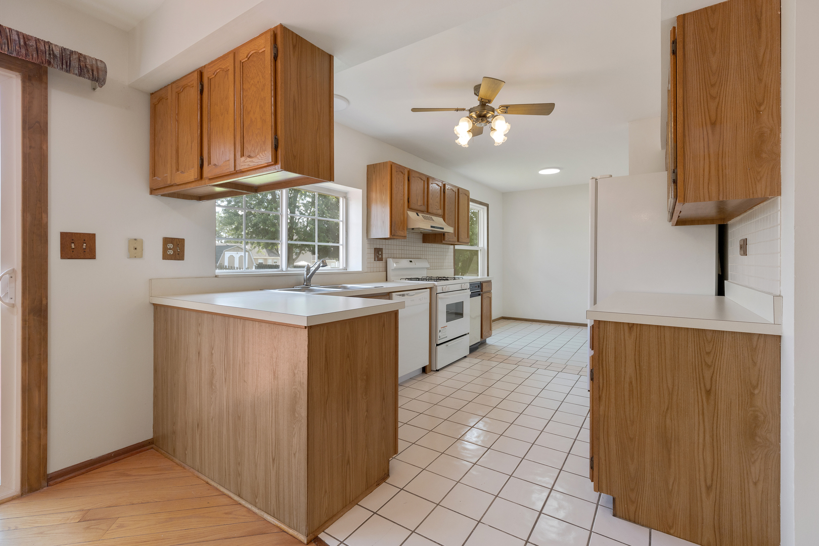 1208 Hyannis Circle
