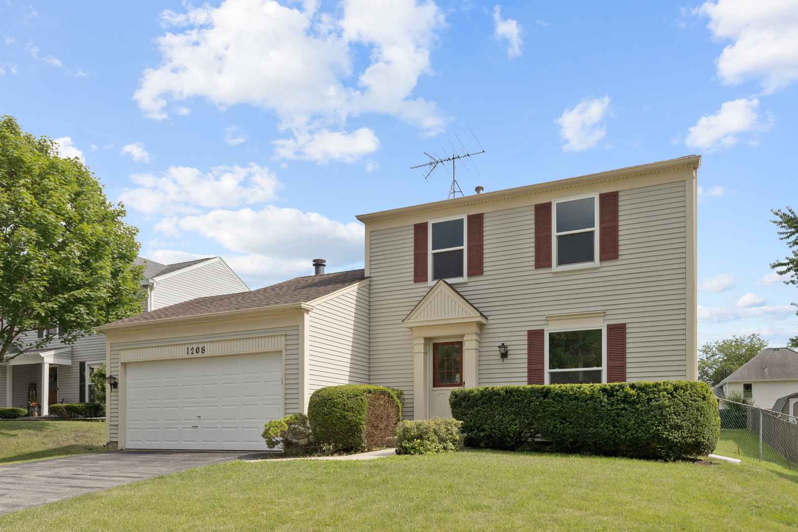 1208 Hyannis Circle