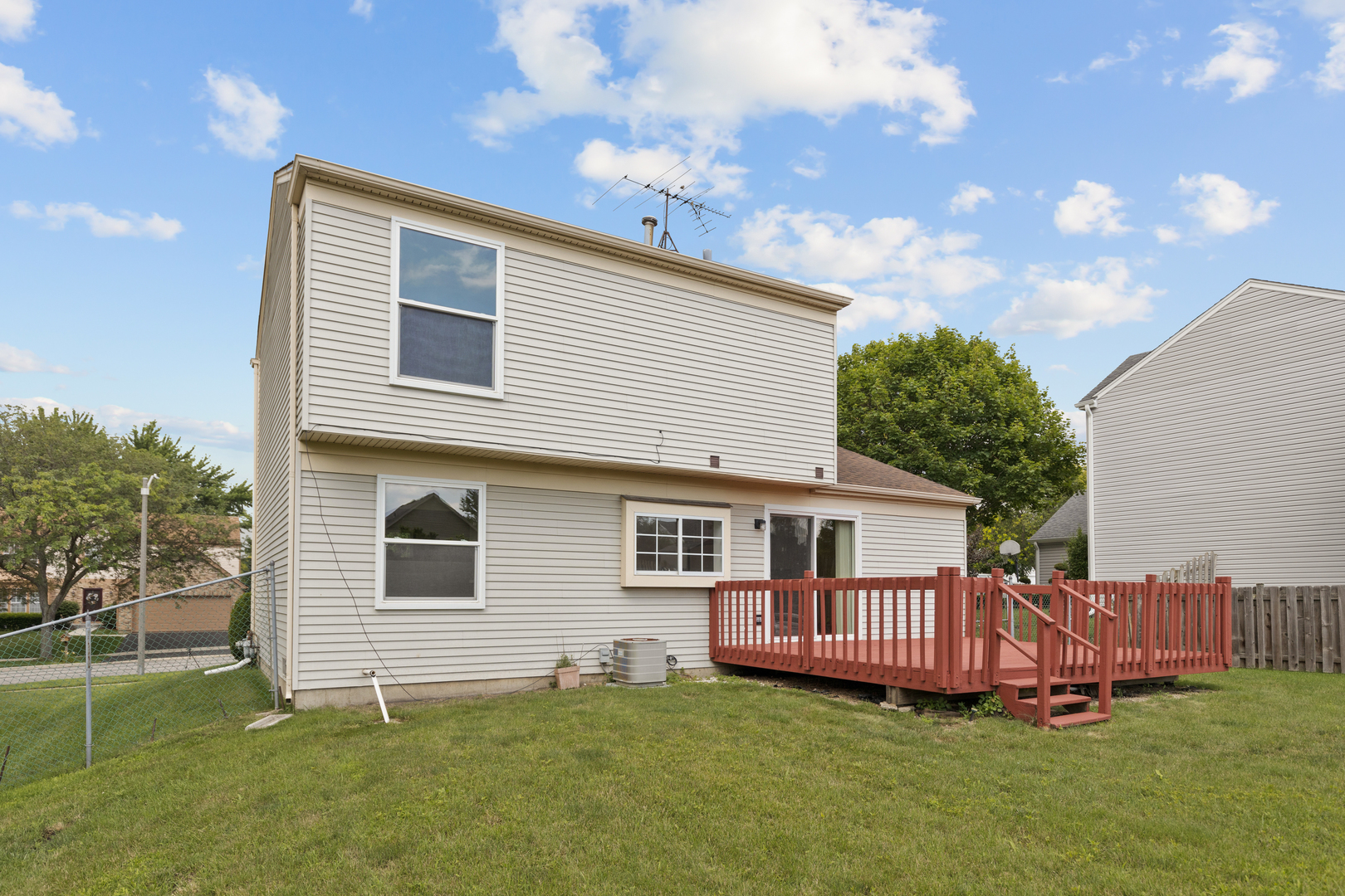 1208 Hyannis Circle