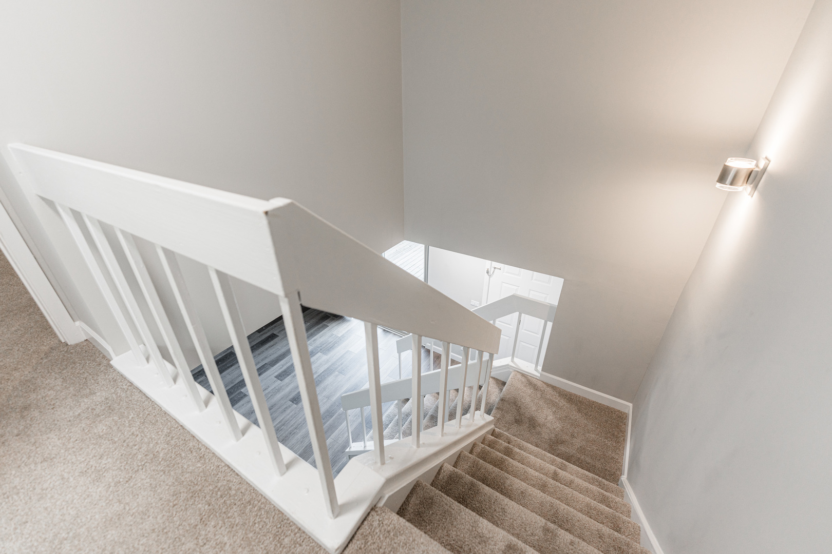 542 Del Lago Drive