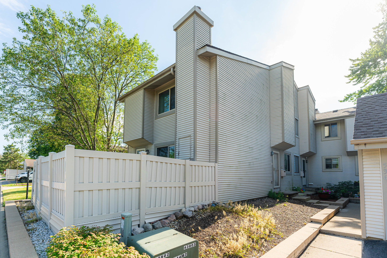 542 Del Lago Drive