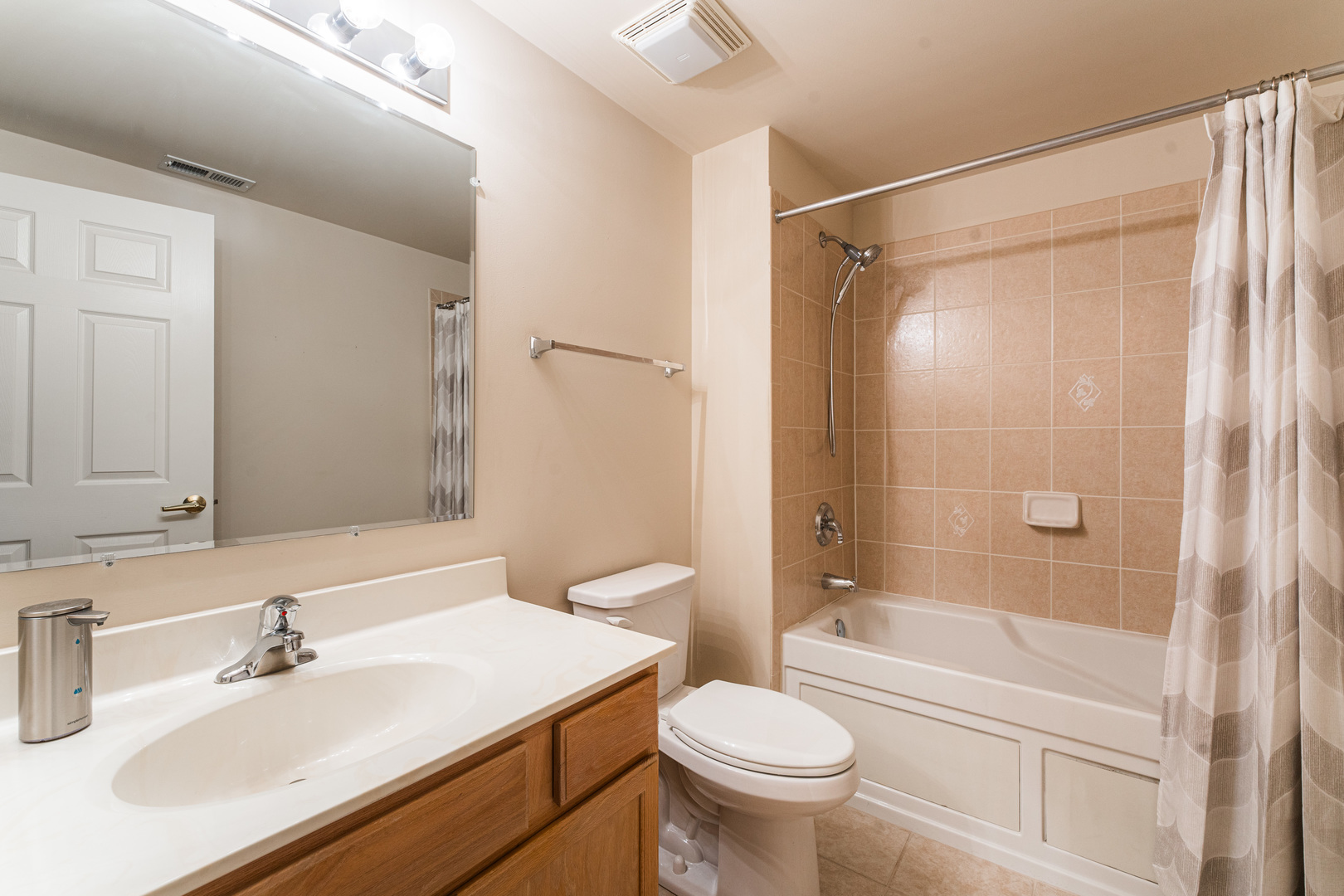 2240 S Grace Street Unit: 302