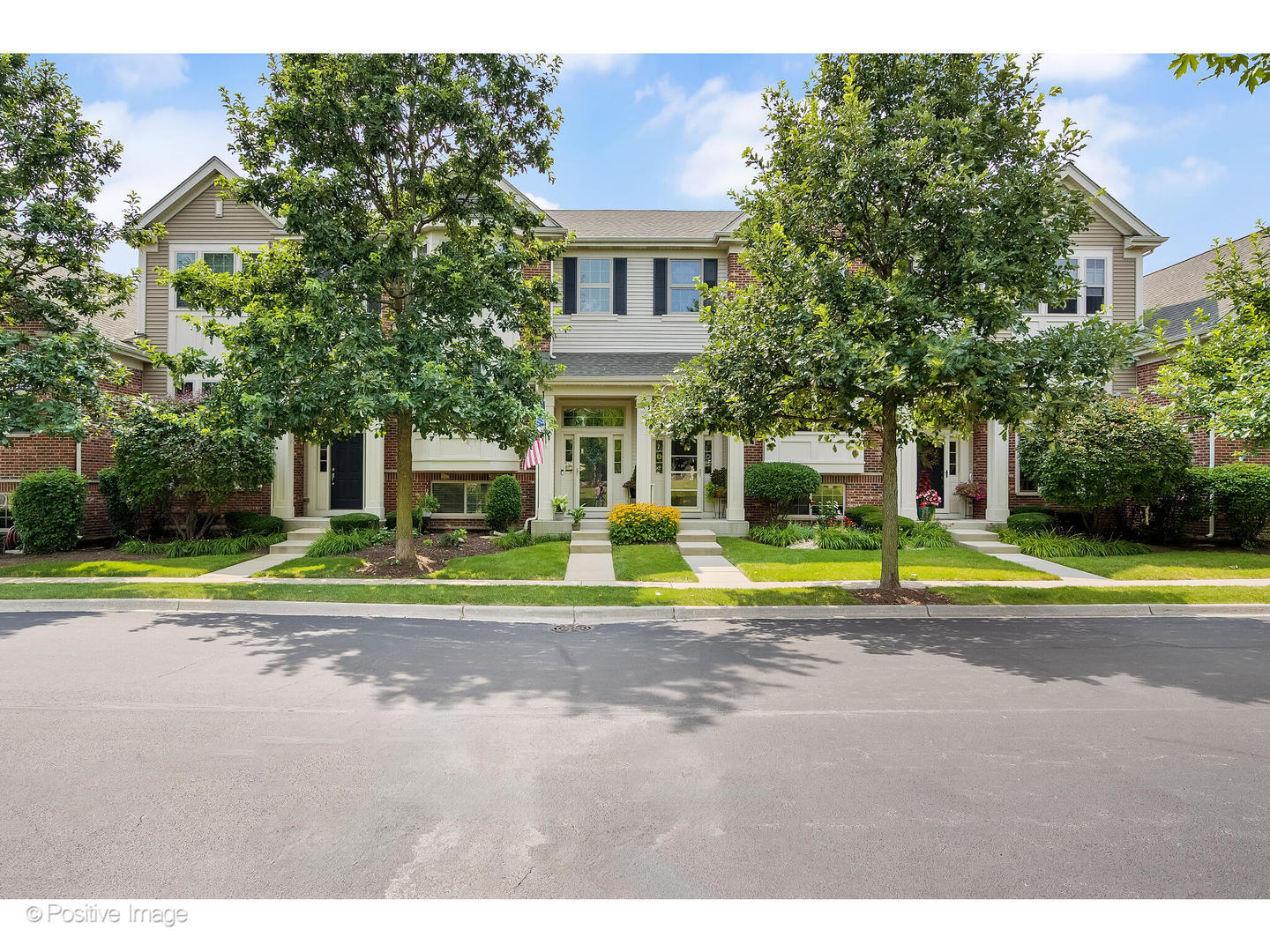 0N054 Woodland Court