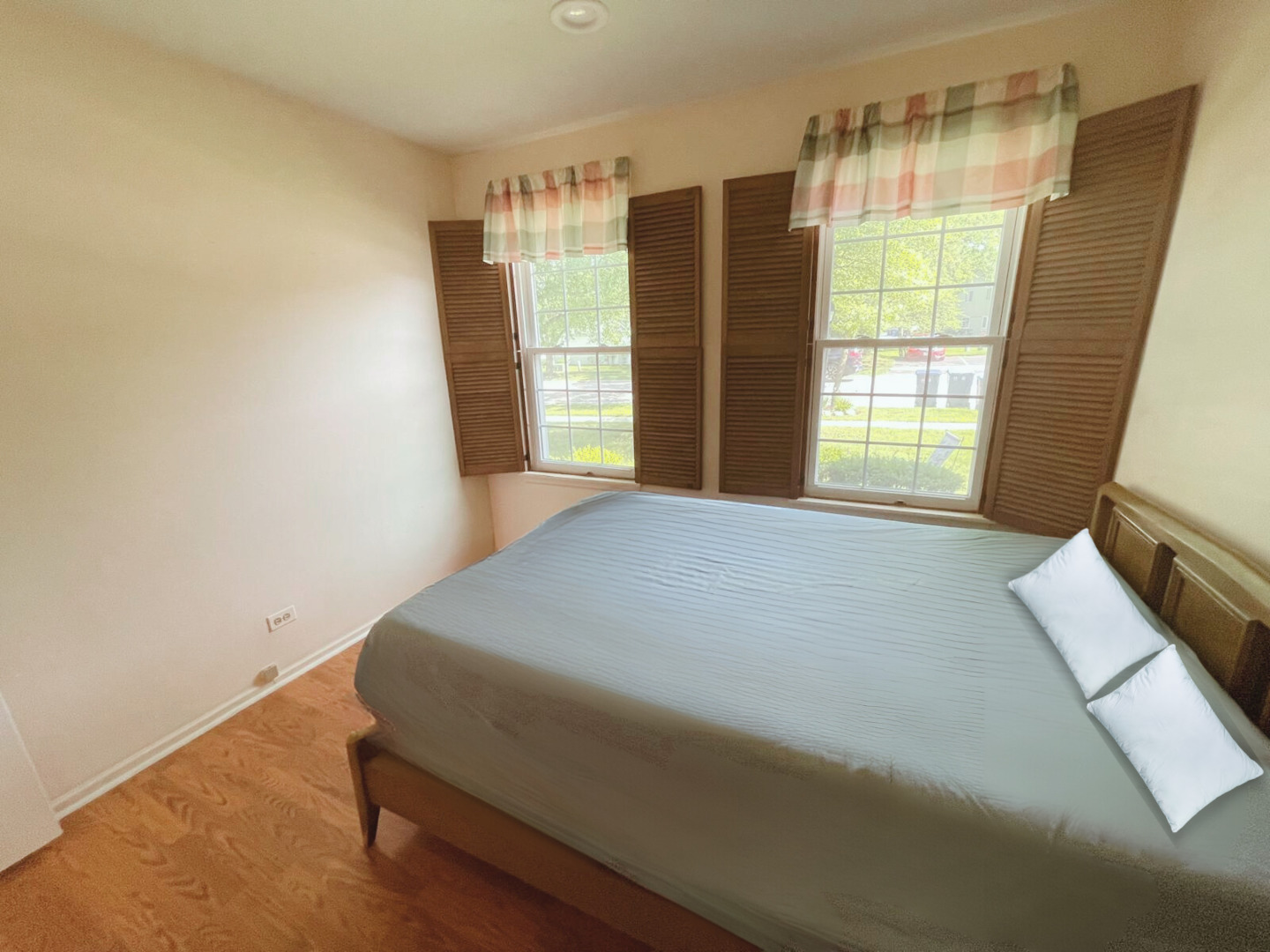 1303 Springwood Drive Unit: B1