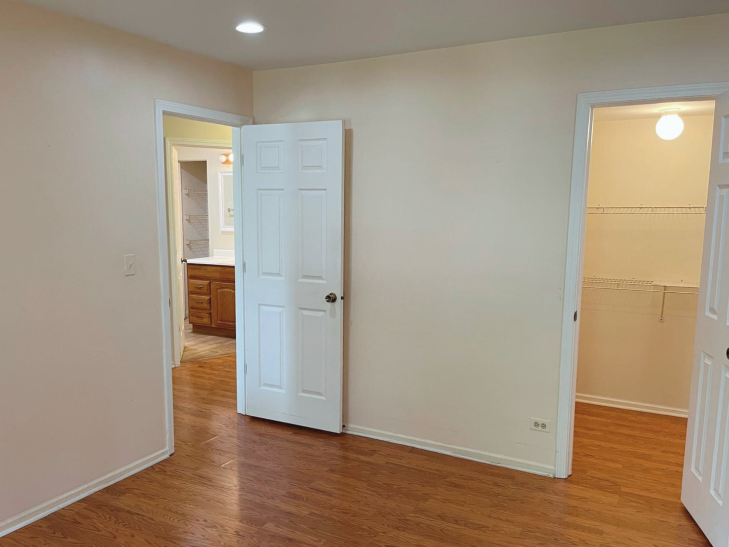 1303 Springwood Drive Unit: B1