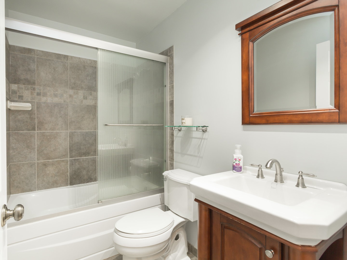 1007 Longmeadow Lane