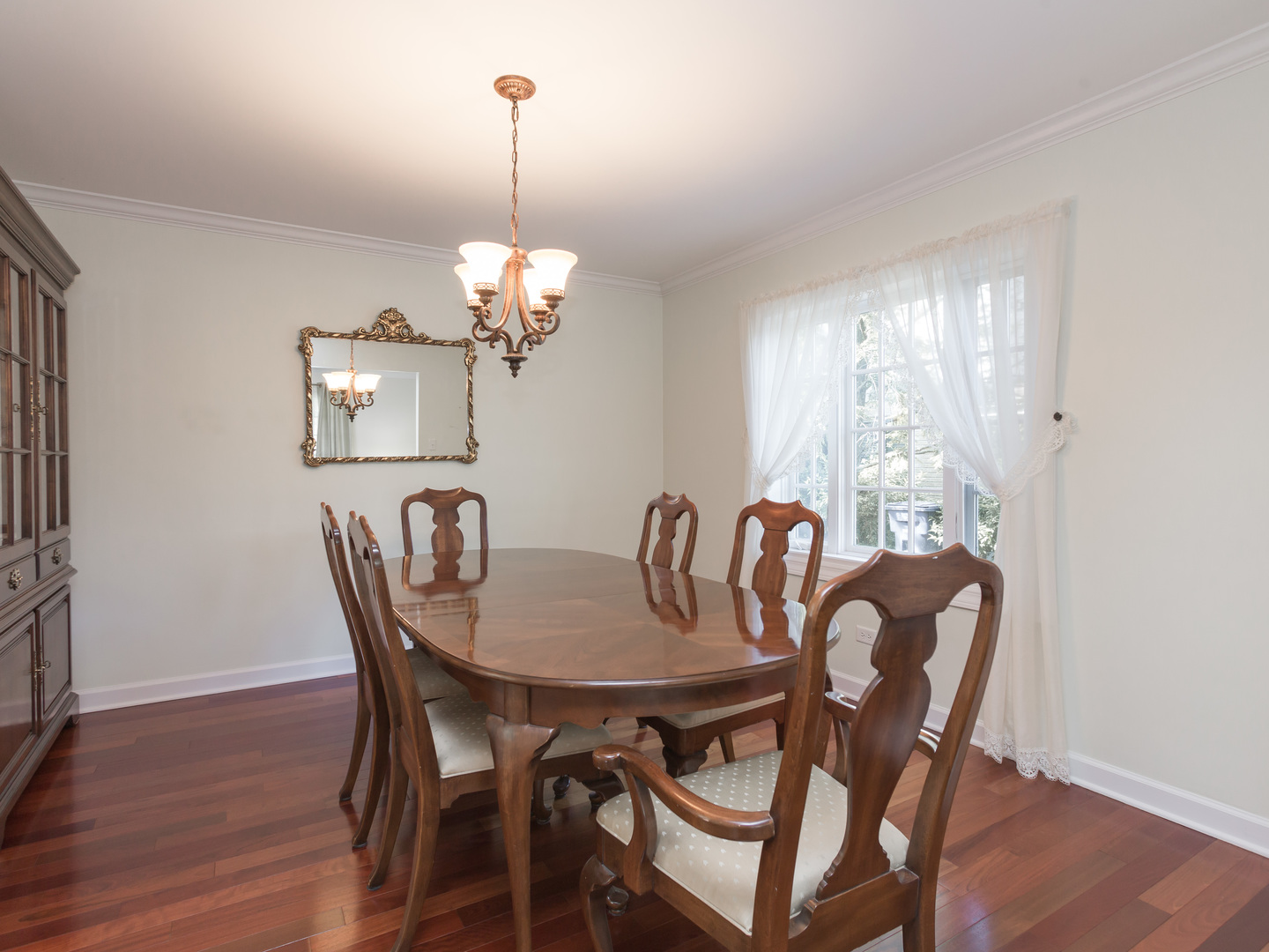 1007 Longmeadow Lane