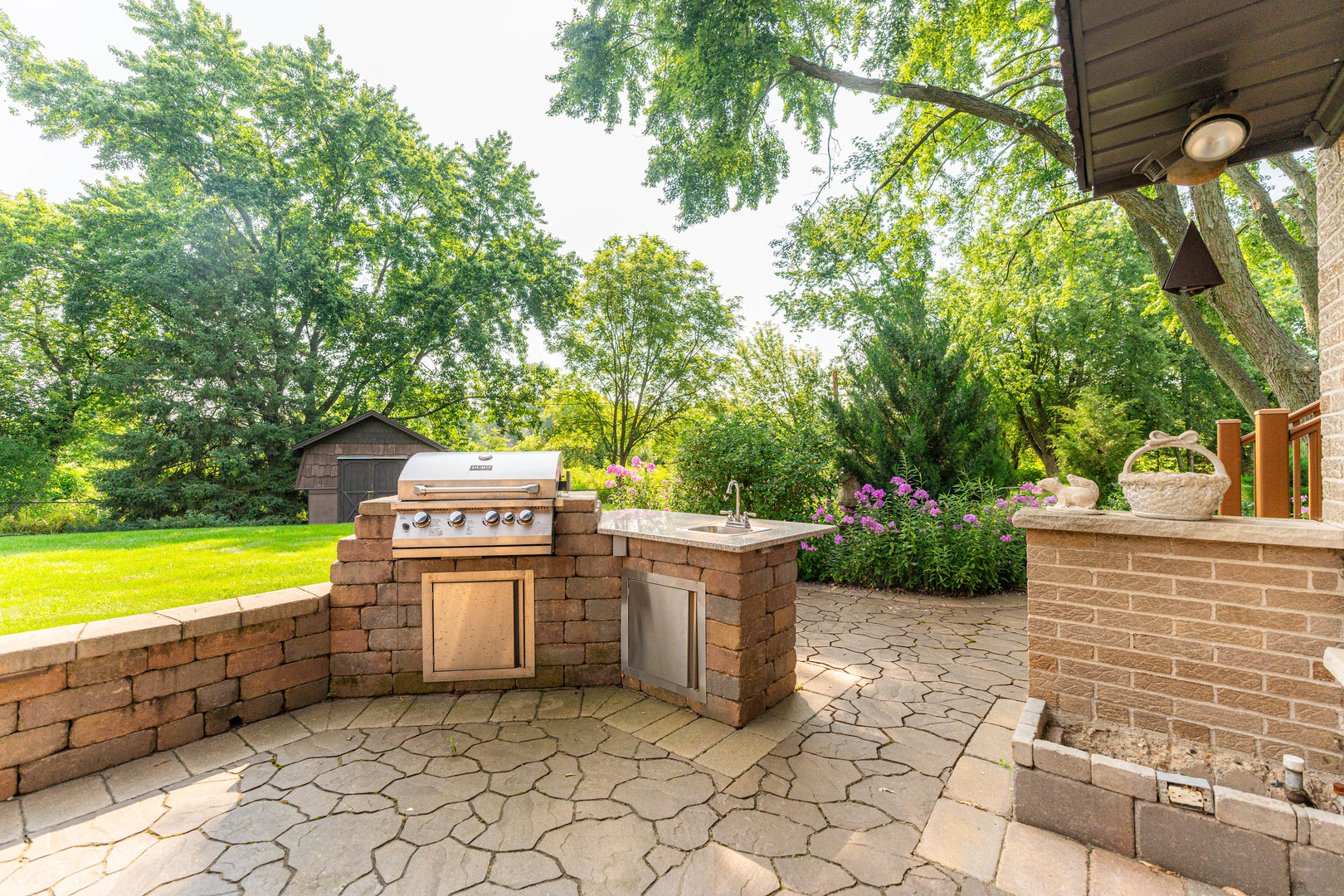 407 Parkview Drive