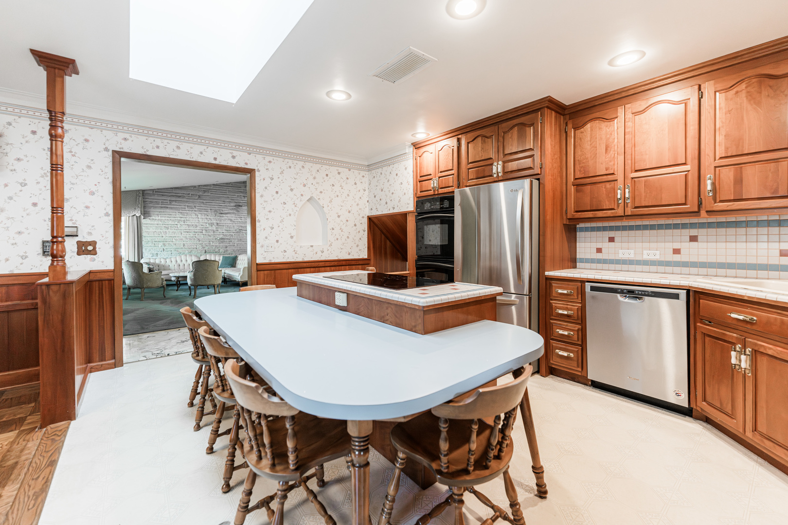 407 Parkview Drive
